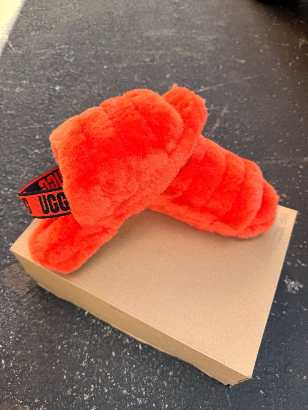 Ugg Fluff Yeah Slide Women's Size 7